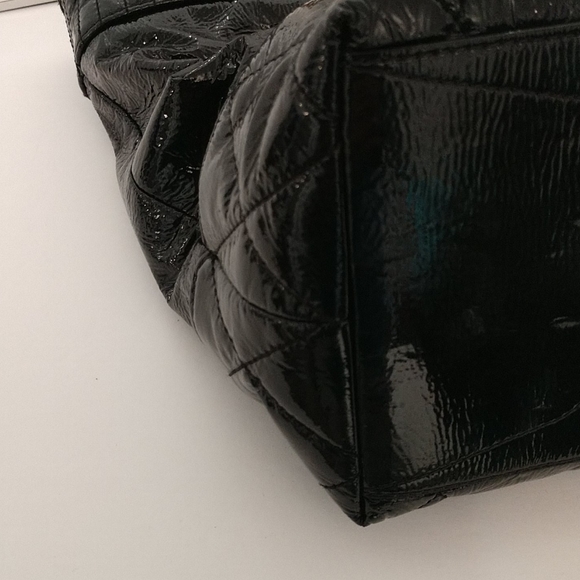 Authentic Coach Black Glazed Leather Shoulder Bag - Picture 6 of 13